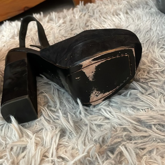 Dolce Vita Platform Heels - Picture 2 of 2